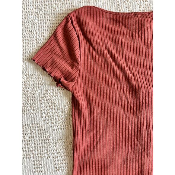 Forever 21 Pink Rib Knit Crop Top Short Sleeve Shirt Faux Buttons Size Large - Picture 8 of 9